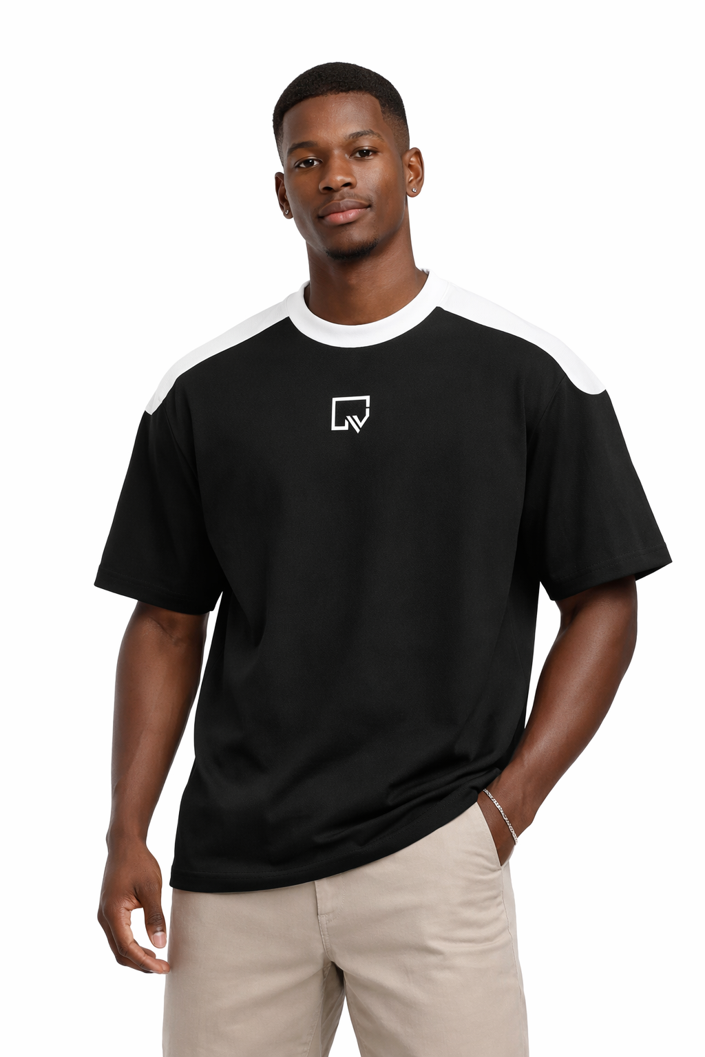 Essence Tee - Black/white