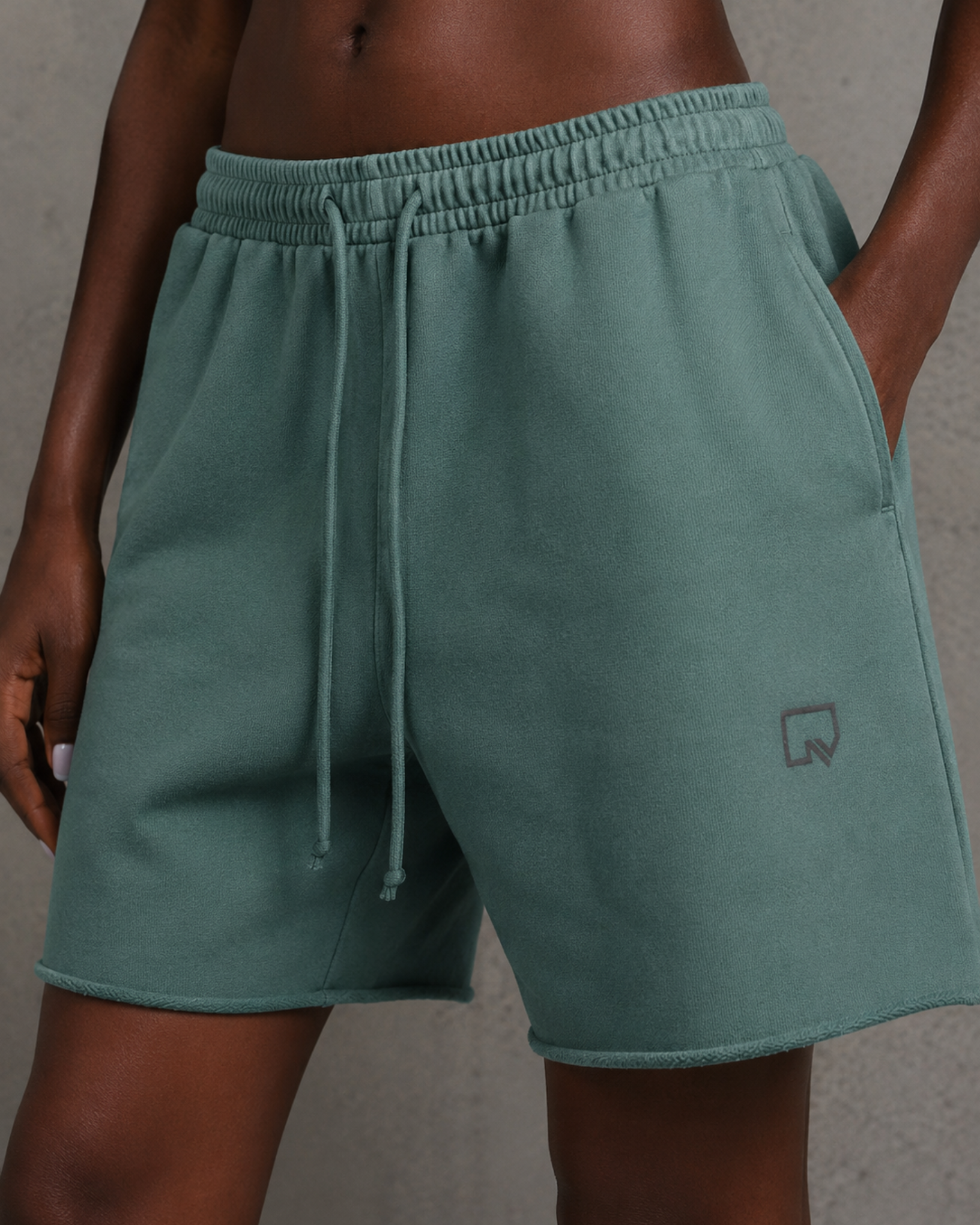 Essence Shorts